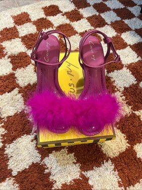 Circus by Sam Edelman Brenna Fuchsia Feather Strap Heels